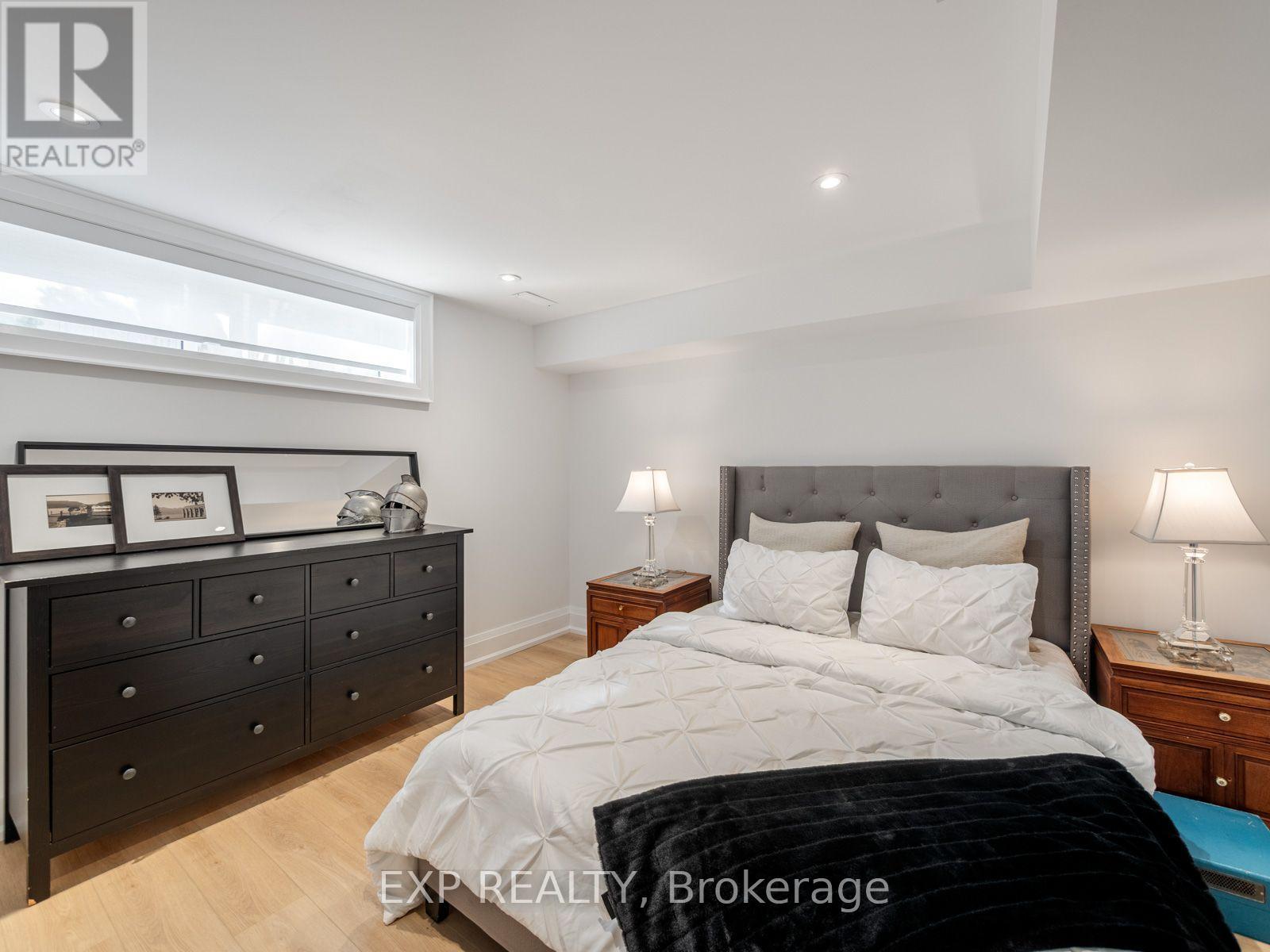 25 Morton Avenue, East Gwillimbury, Ontario  L0G 1V0 - Photo 26 - N13858972