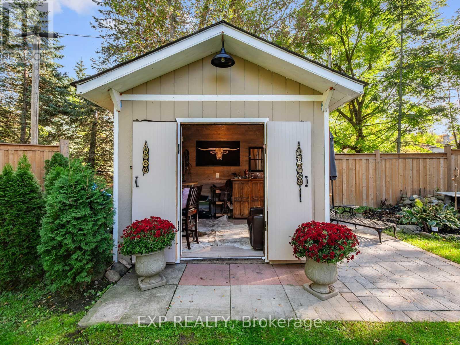 25 Morton Avenue, East Gwillimbury, Ontario  L0G 1V0 - Photo 30 - N13858972