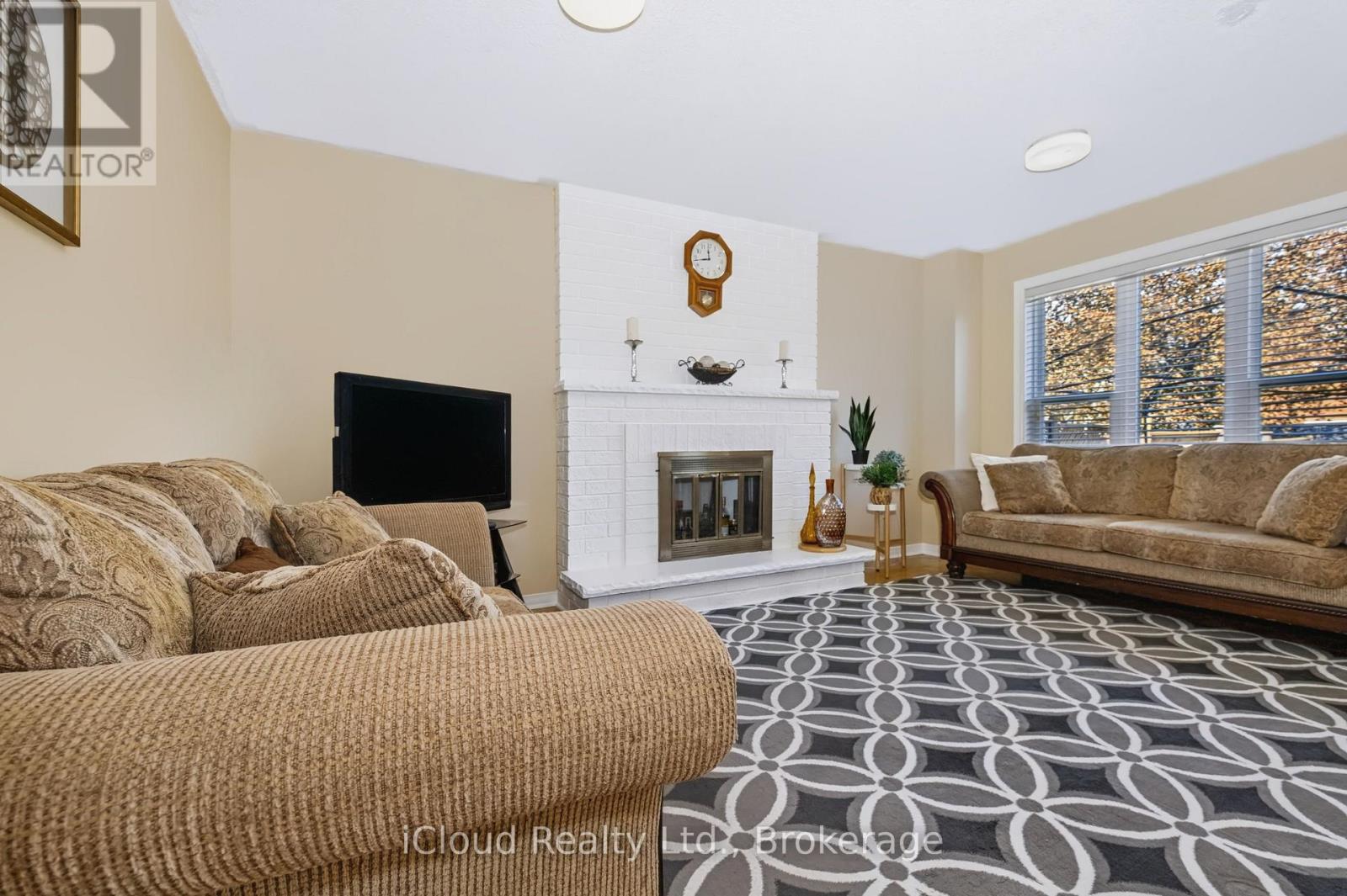 62 Castlehill Crescent, Brampton, Ontario  L6X 4E1 - Photo 16 - W13858950