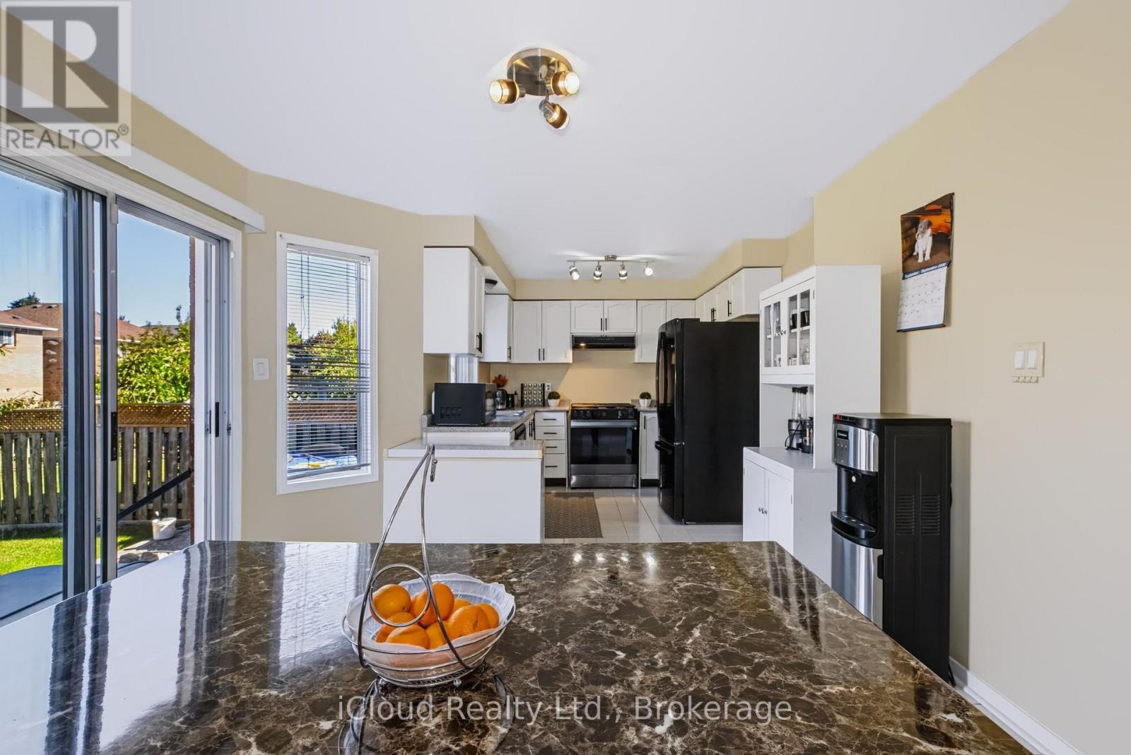 62 Castlehill Crescent, Brampton, Ontario  L6X 4E1 - Photo 17 - W13858950