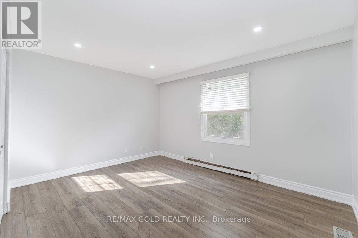 9383 Eighth Line, Halton Hills, Ontario  L7G 4S5 - Photo 11 - W13858966