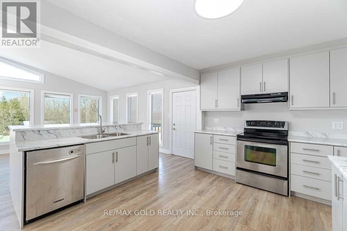 9383 Eighth Line, Halton Hills, Ontario  L7G 4S5 - Photo 2 - W13858966