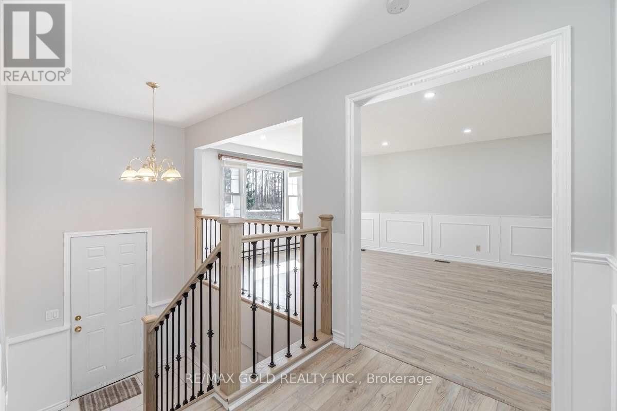 9383 Eighth Line, Halton Hills, Ontario  L7G 4S5 - Photo 8 - W13858966