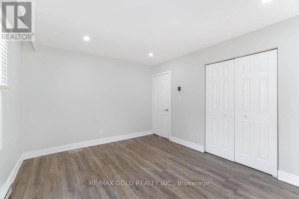 9383 Eighth Line, Halton Hills, Ontario  L7G 4S5 - Photo 9 - W13858966