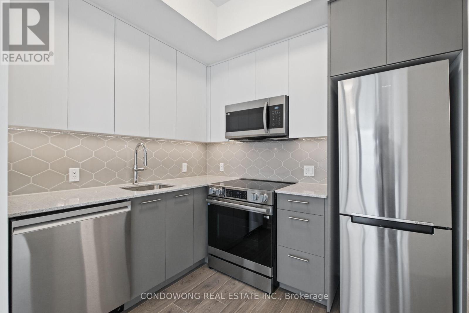 609 - 30 Francis Street S, Kitchener, Ontario  N2G 1H7 - Photo 4 - X13858956
