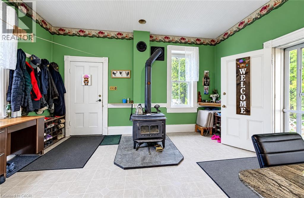 9562 Wellington Rd 16 Road, Wellington North, Ontario  N0G 1N0 - Photo 6 - 40868274