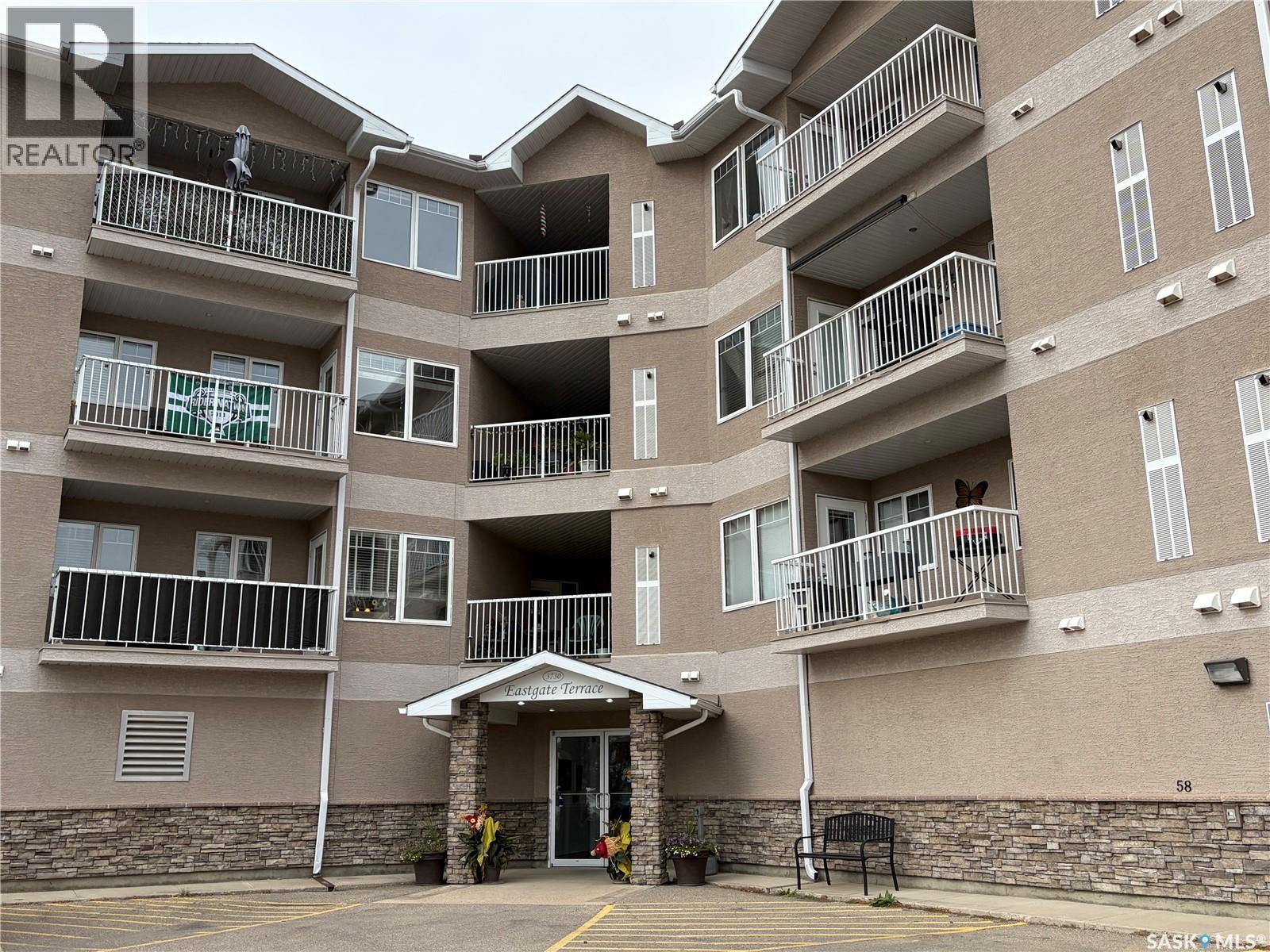304 3730 Eastgate Drive E, Regina, Saskatchewan  S4Z 0A1 - Photo 1 - SK050268