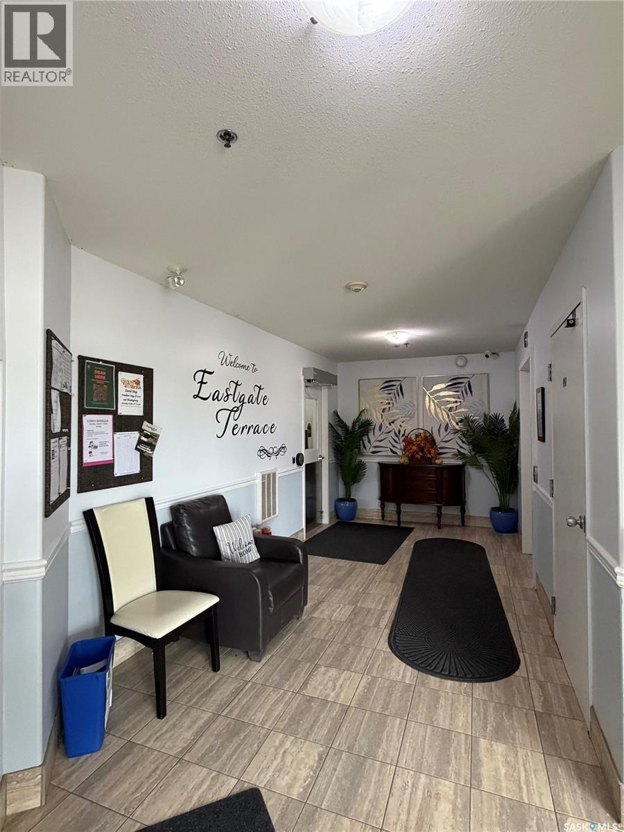304 3730 Eastgate Drive E, Regina, Saskatchewan  S4Z 0A1 - Photo 2 - SK050268