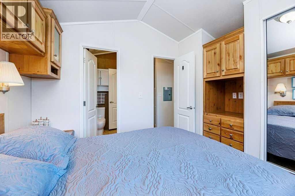 39, 12036 Township Road 422