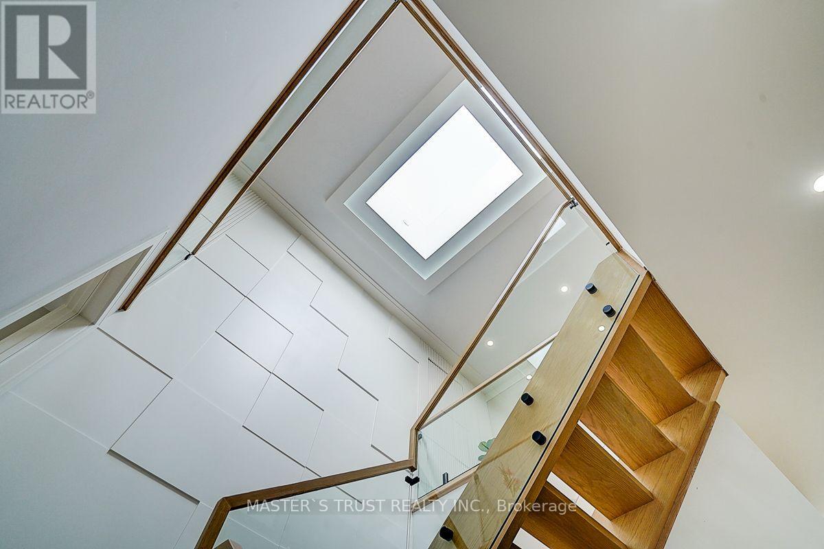 202 Carlton Road, Markham, Ontario  L3R 3L8 - Photo 18 - N13859024