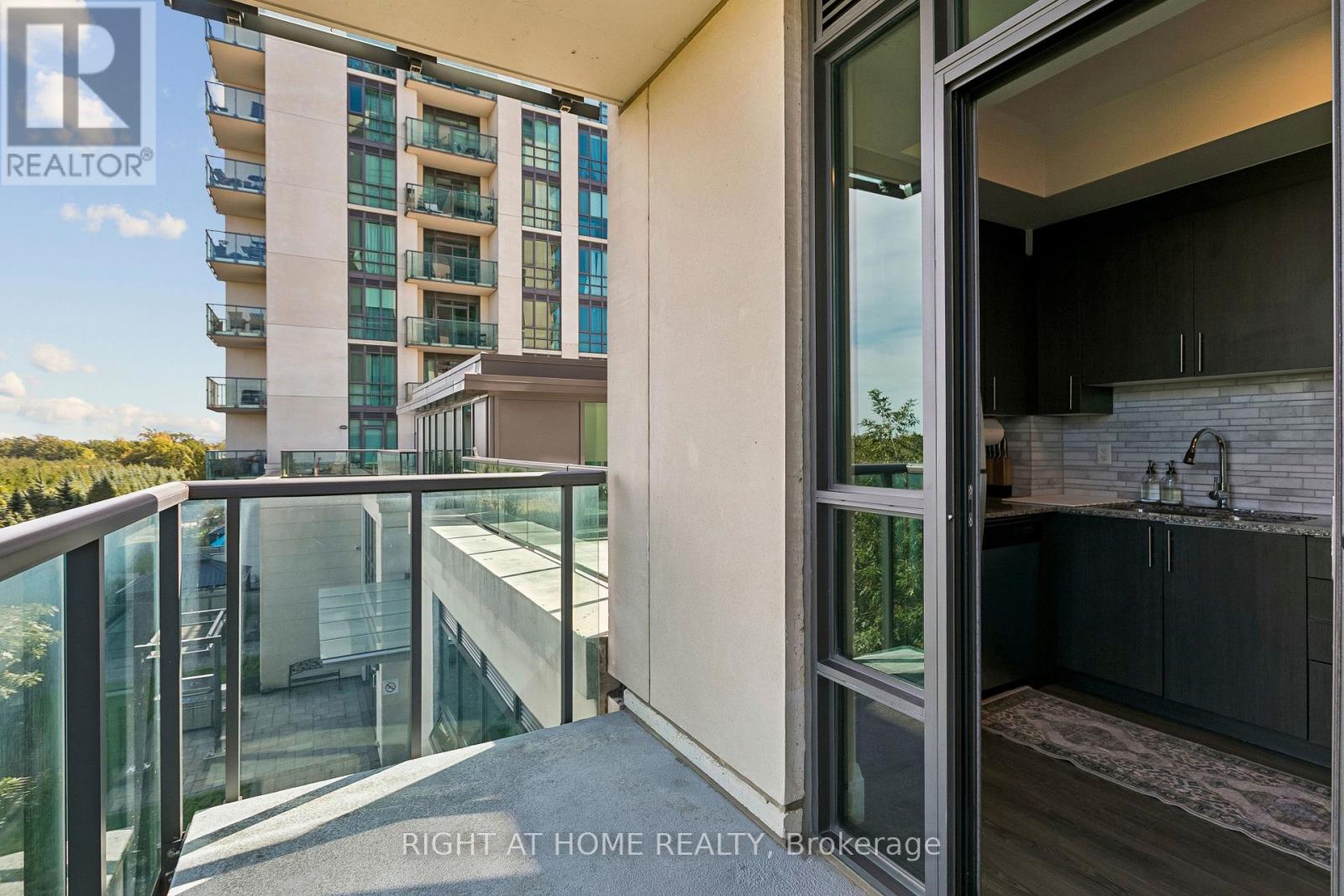 45 Yorkland Boulevard, Brampton, Ontario  L6P 4B4 - Photo 16 - W13858998