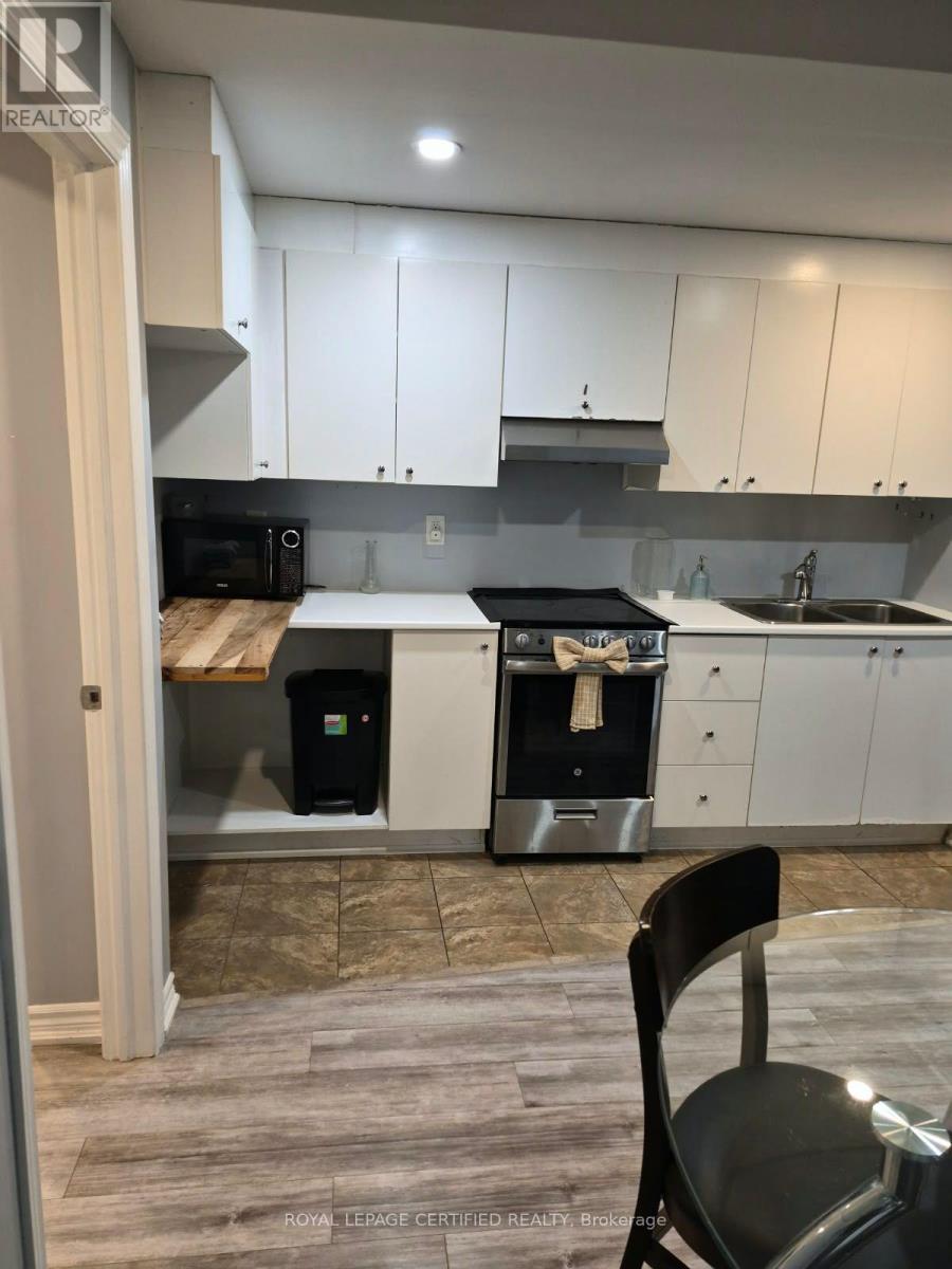 Lower - 1573 Eglinton Avenue W, Mississauga, Ontario  L5M 7C1 - Photo 9 - W13859008