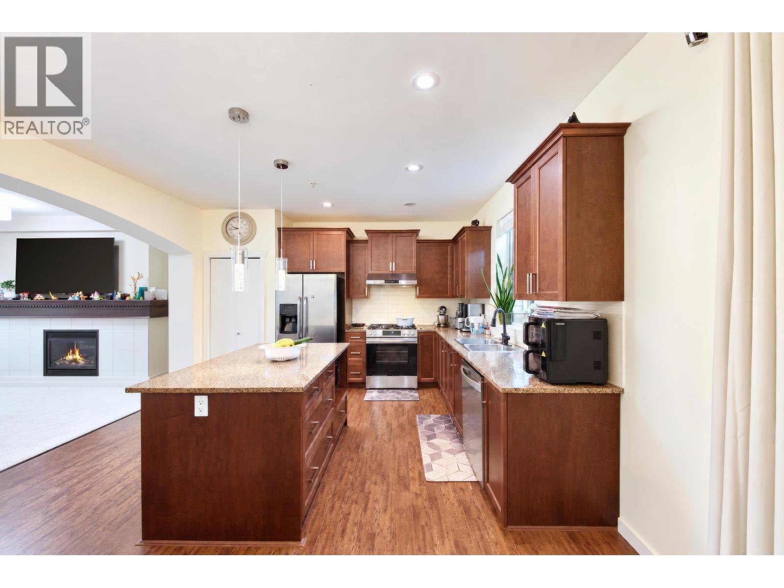 10758 Beecham Place, Maple Ridge, British Columbia  V2W 0E9 - Photo 12 - R3171726