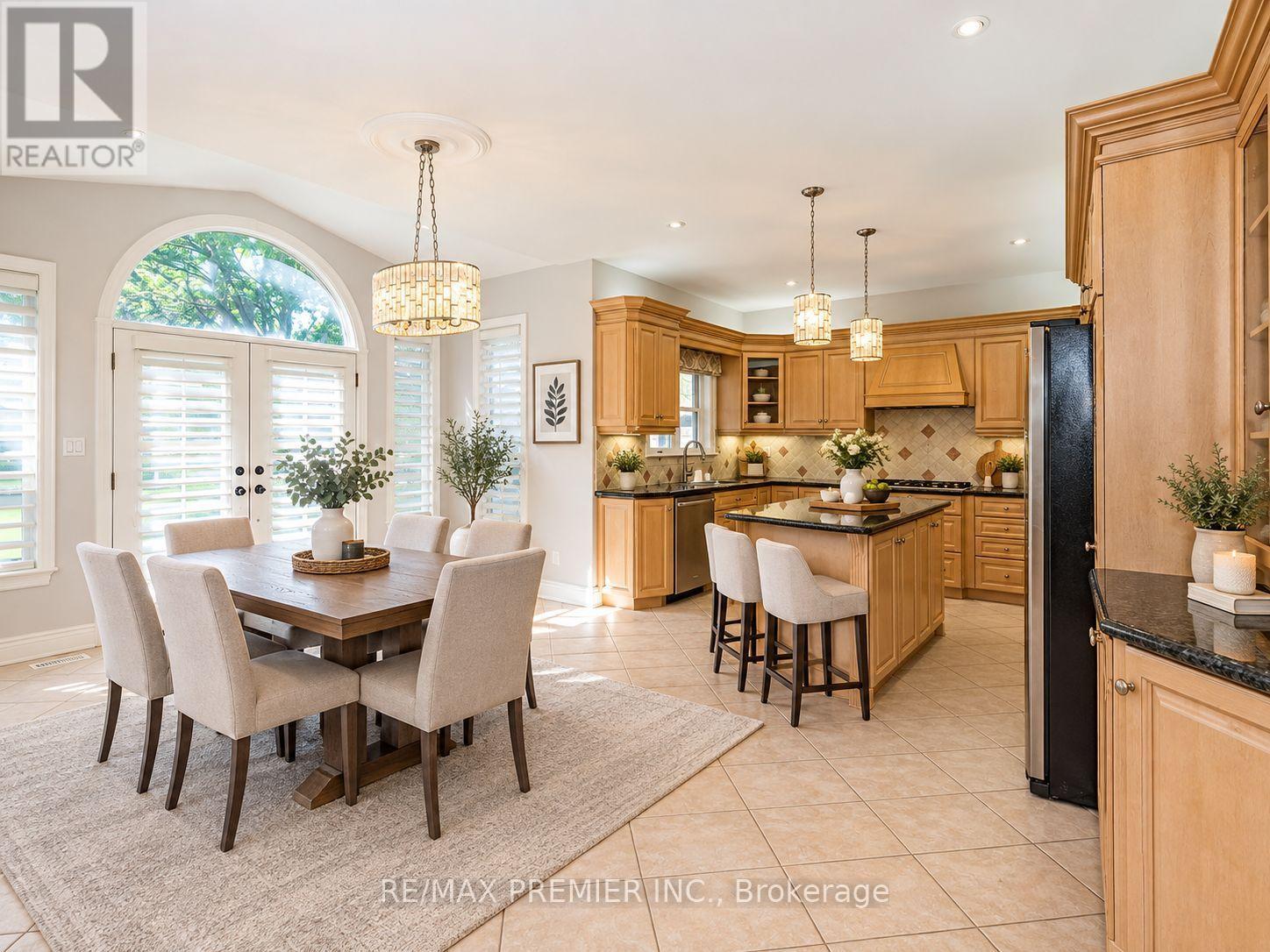 27 Gaydon Avenue, Toronto, Ontario  M9M 1G6 - Photo 11 - W13758586