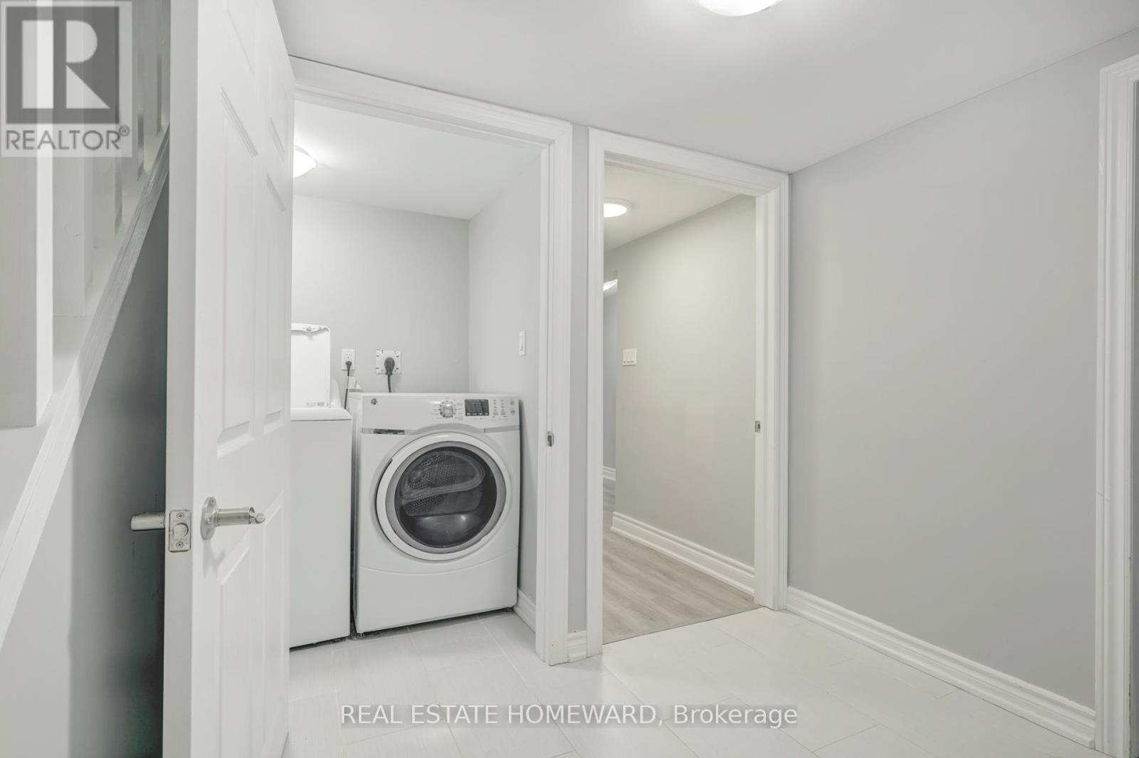 4 Moorecroft Crescent, Toronto, Ontario  M1K 3V1 - Photo 14 - E13859090