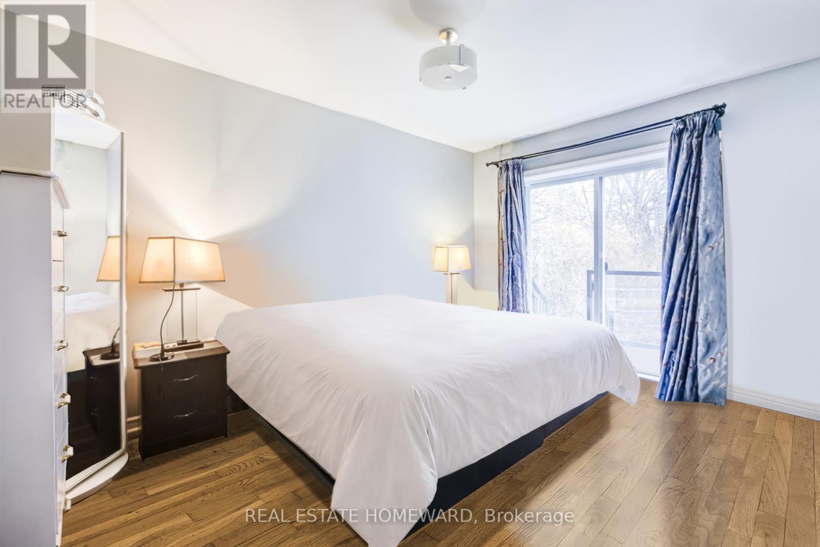 4 Moorecroft Crescent, Toronto, Ontario  M1K 3V1 - Photo 8 - E13859090