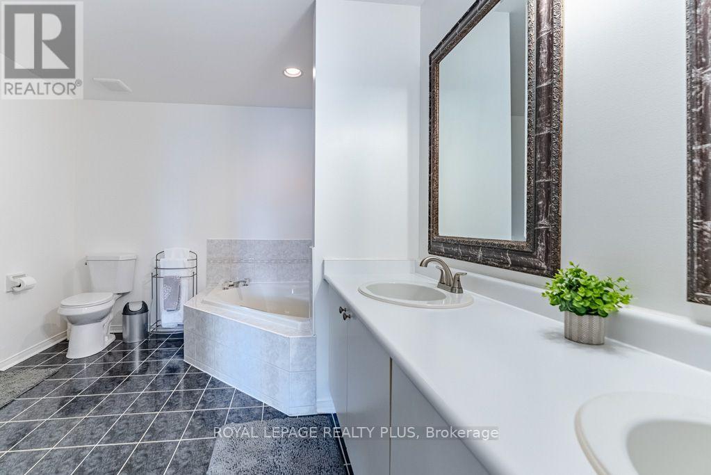 6795 Gracefield Drive, Mississauga, Ontario  L5N 6T6 - Photo 28 - W13859070