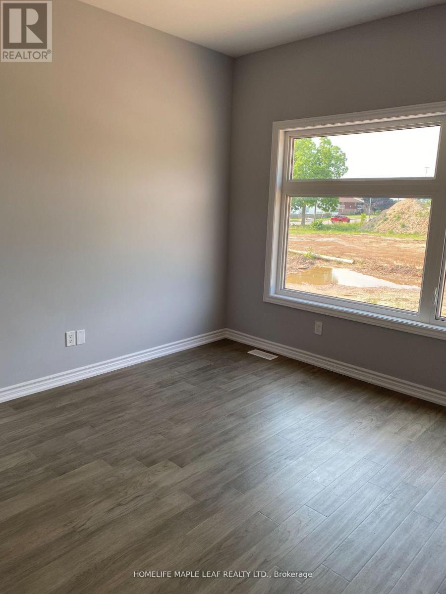 6 - 5672 Dorchester Road, Niagara Falls, Ontario  L2G 4Y8 - Photo 5 - X13859086