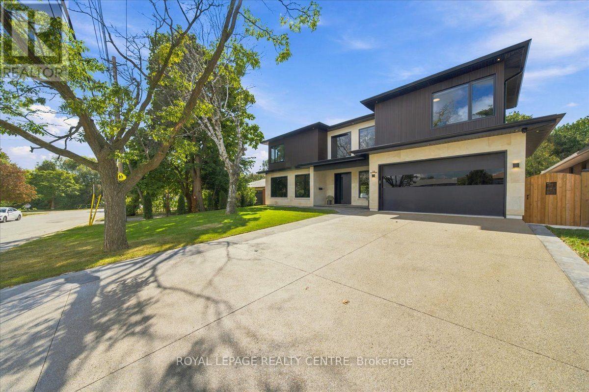 116 ELMCREST ROAD, Toronto, Ontario