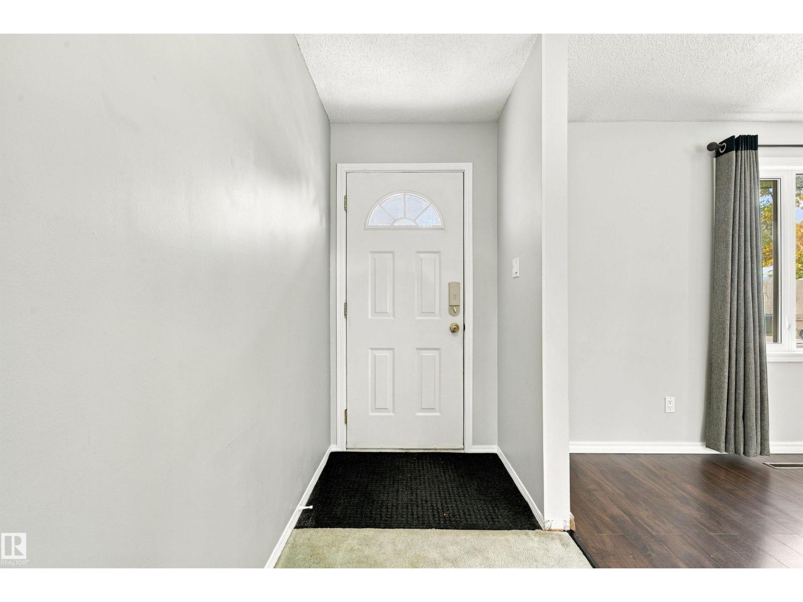 6116 148 AV NW