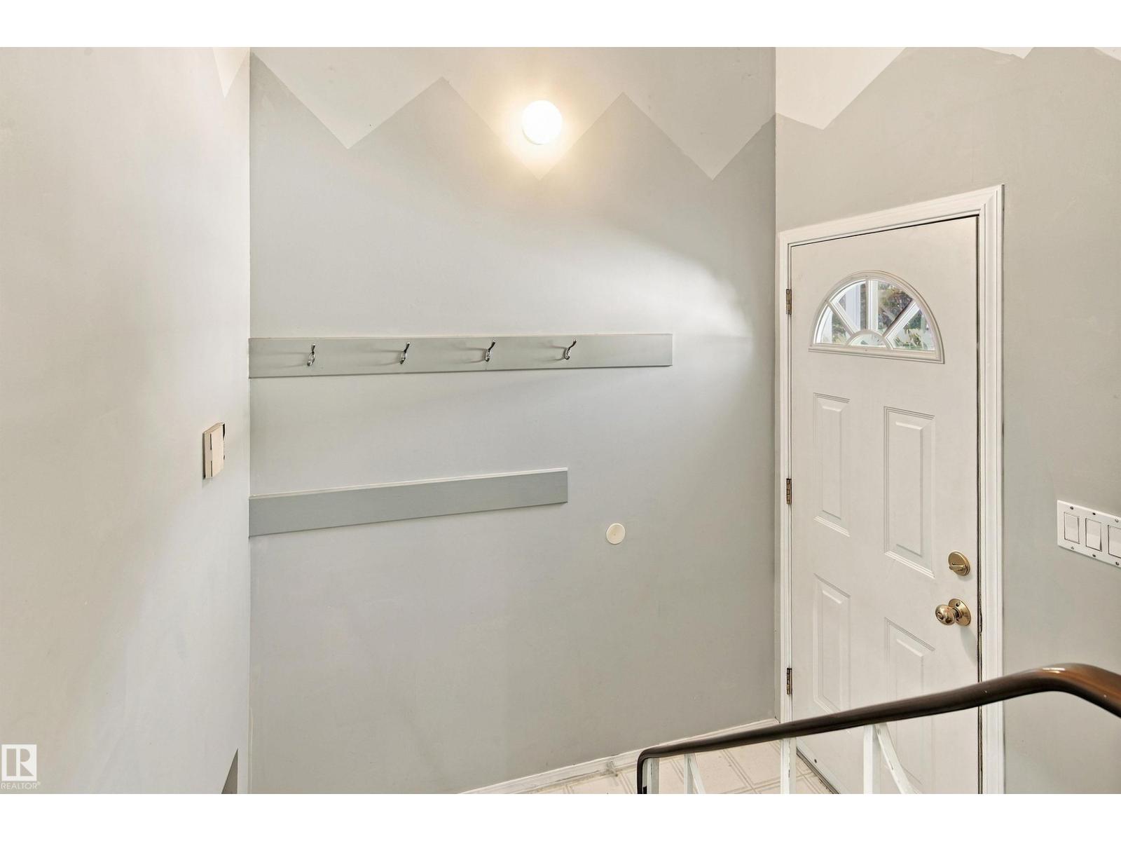 6116 148 AV NW