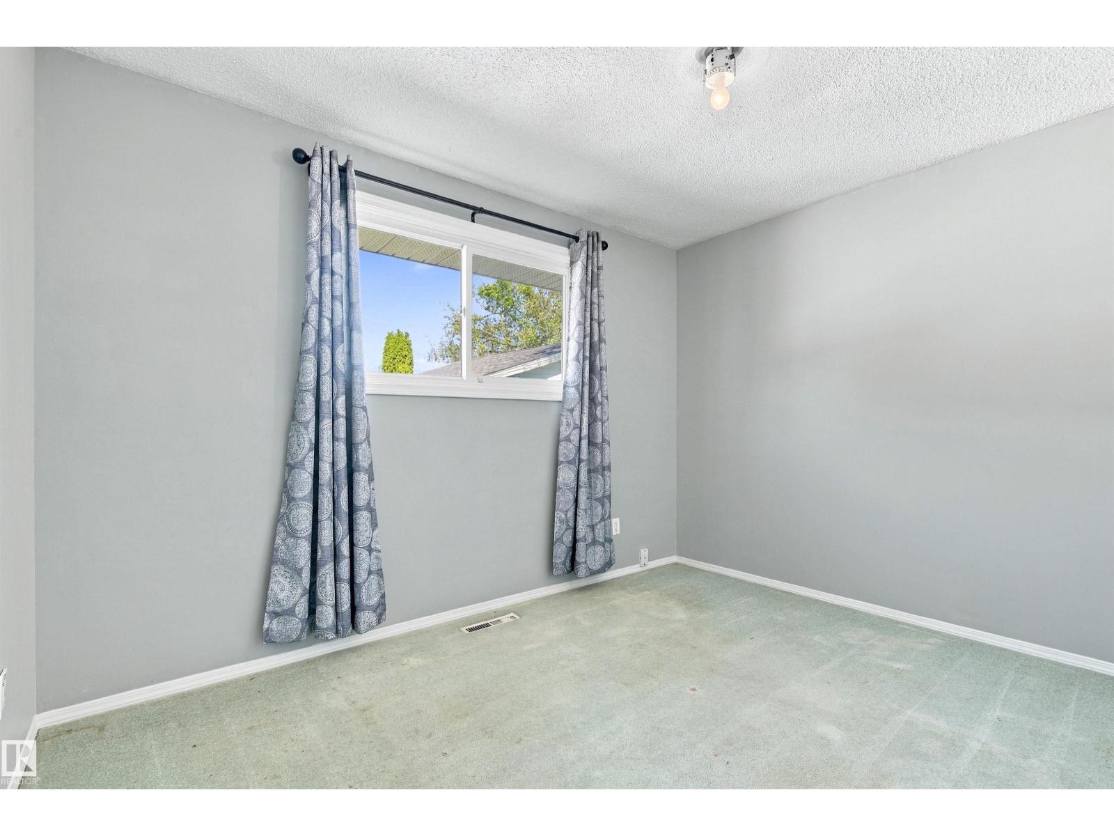 6116 148 AV NW