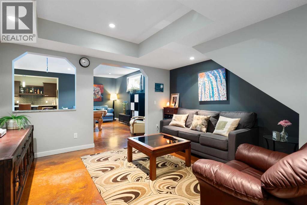 202 Boulder Creek Court SE