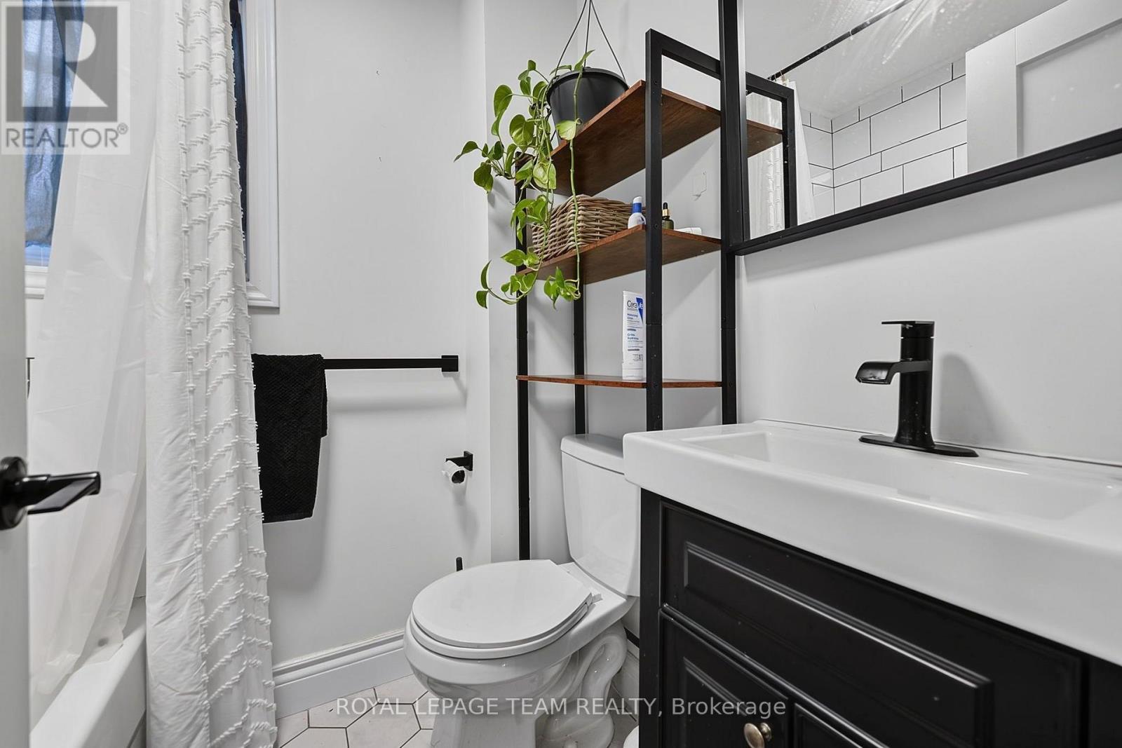 353 Arlington Avenue, Ottawa, Ontario  K1R 6Z2 - Photo 16 - X13859178