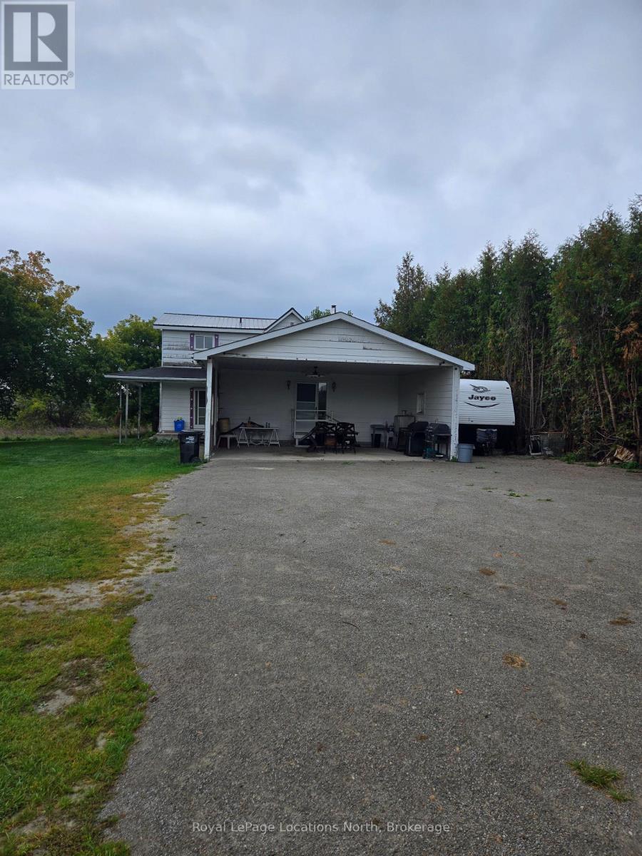 2939 92 County Road, Springwater, Ontario  L9Z 2X2 - Photo 3 - S13857020
