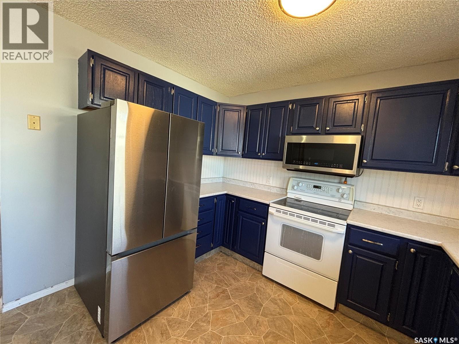 242 Lendrum Street, Melfort, Saskatchewan  S0E 1A0 - Photo 8 - SK049693