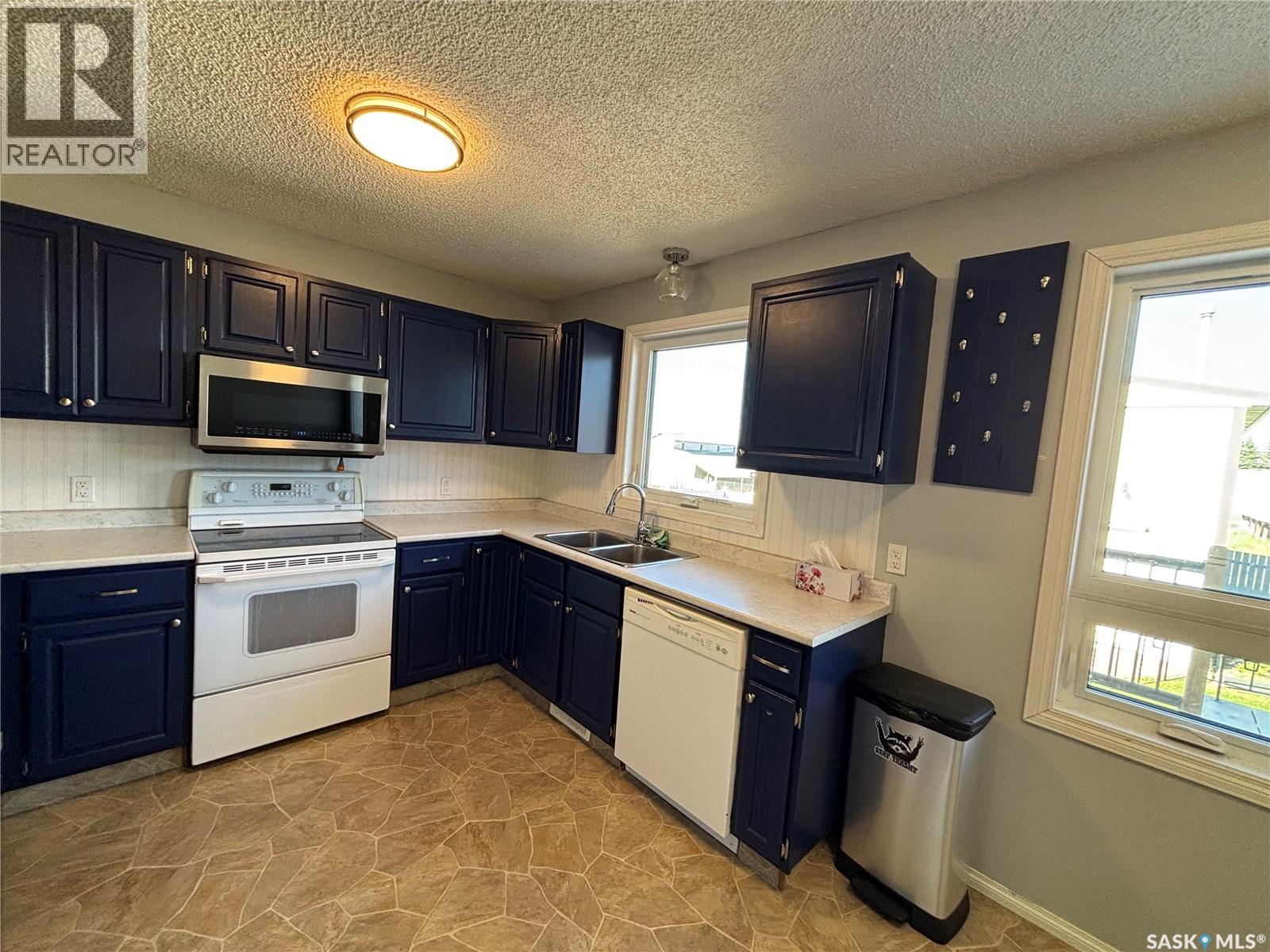 242 Lendrum Street, Melfort, Saskatchewan  S0E 1A0 - Photo 9 - SK049693