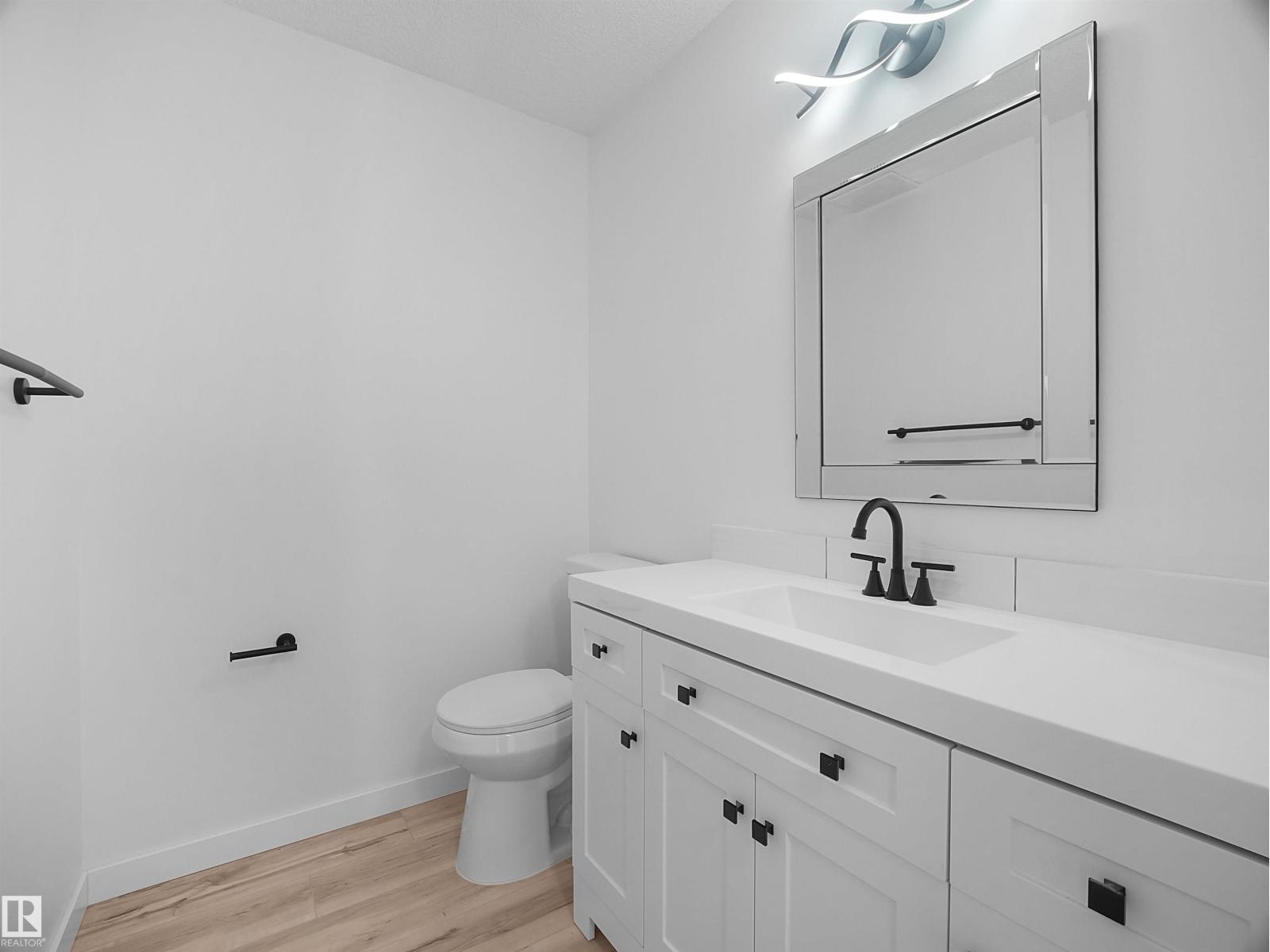 4103 28 AV NW