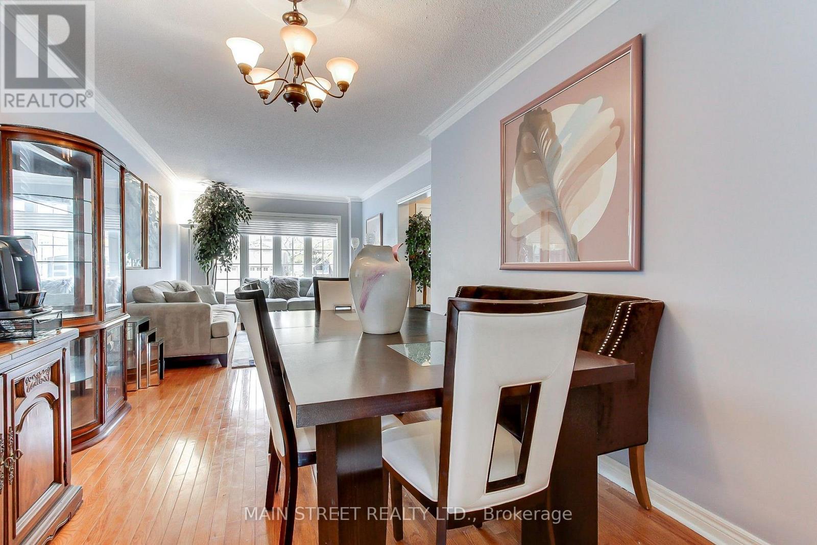 196 Wainscot Avenue, Newmarket, Ontario  L3X 2X4 - Photo 9 - N13859146