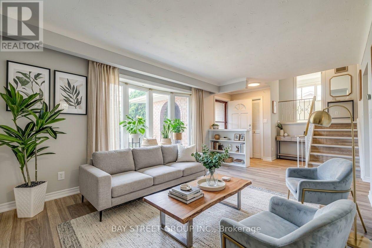 110 St. David's Road, St. Catharines, Ontario  L2T 1P9 - Photo 4 - X13828242