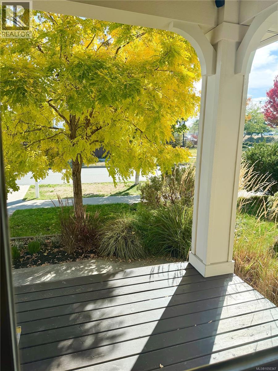 398 Bonaparte St, Colwood, British Columbia V9C 0M1 - Photo 7 - 1050347