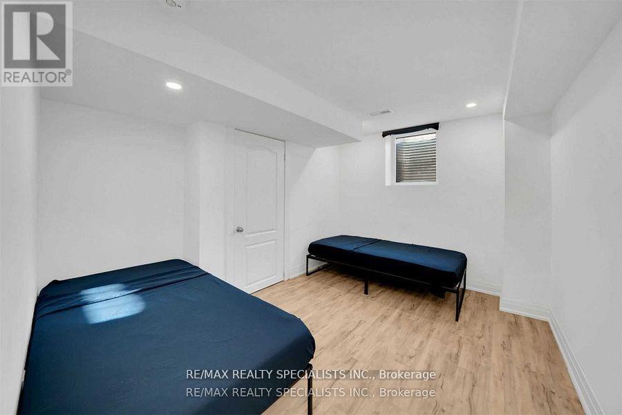 Unit 2 - 7294 Rosehurst Drive, Mississauga, Ontario L5N 8H1 - Photo 9 - W13859210