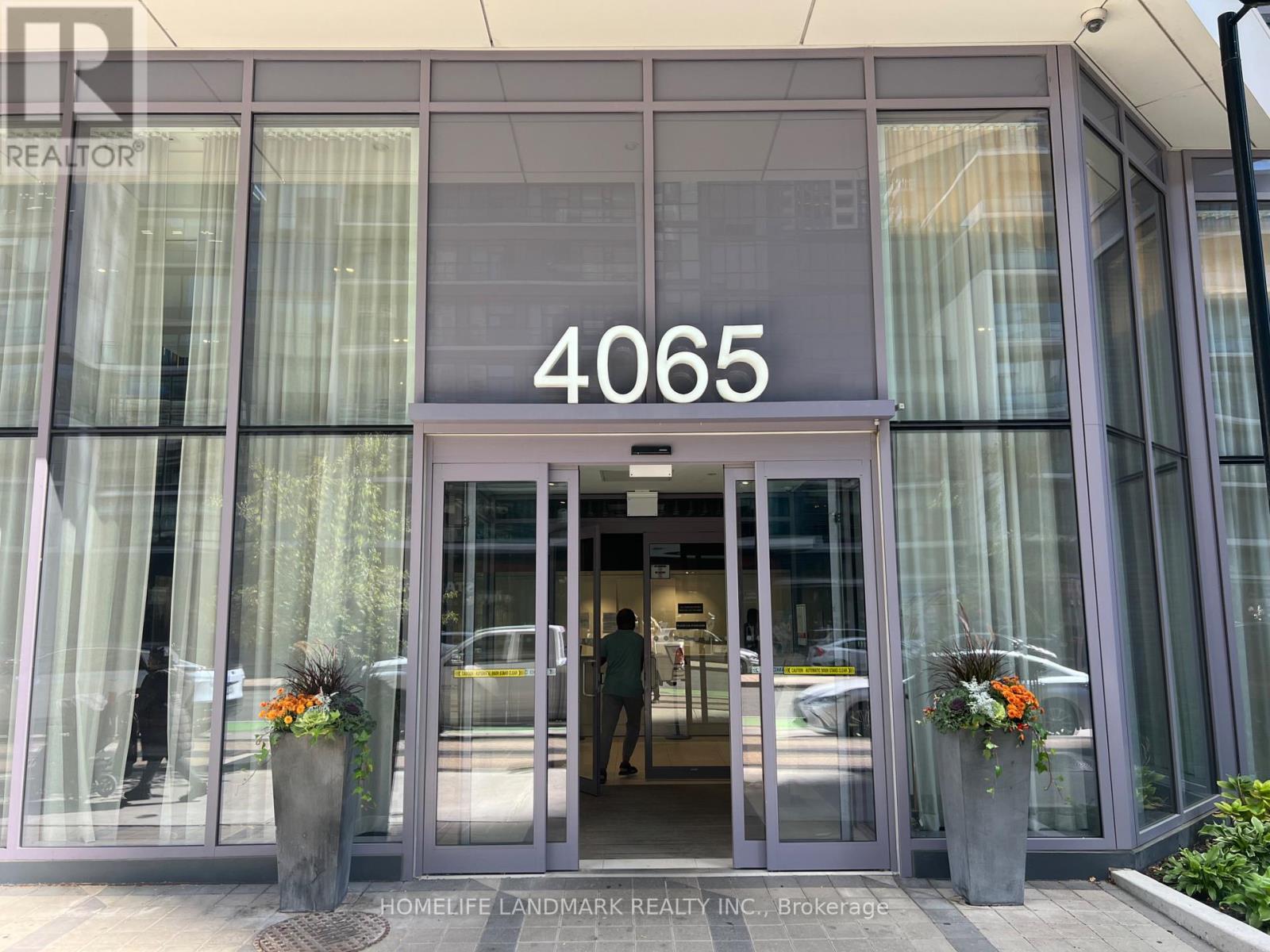 505 - 4065 Confederation Parkway, Mississauga, Ontario  L5B 4N1 - Photo 11 - W13857976