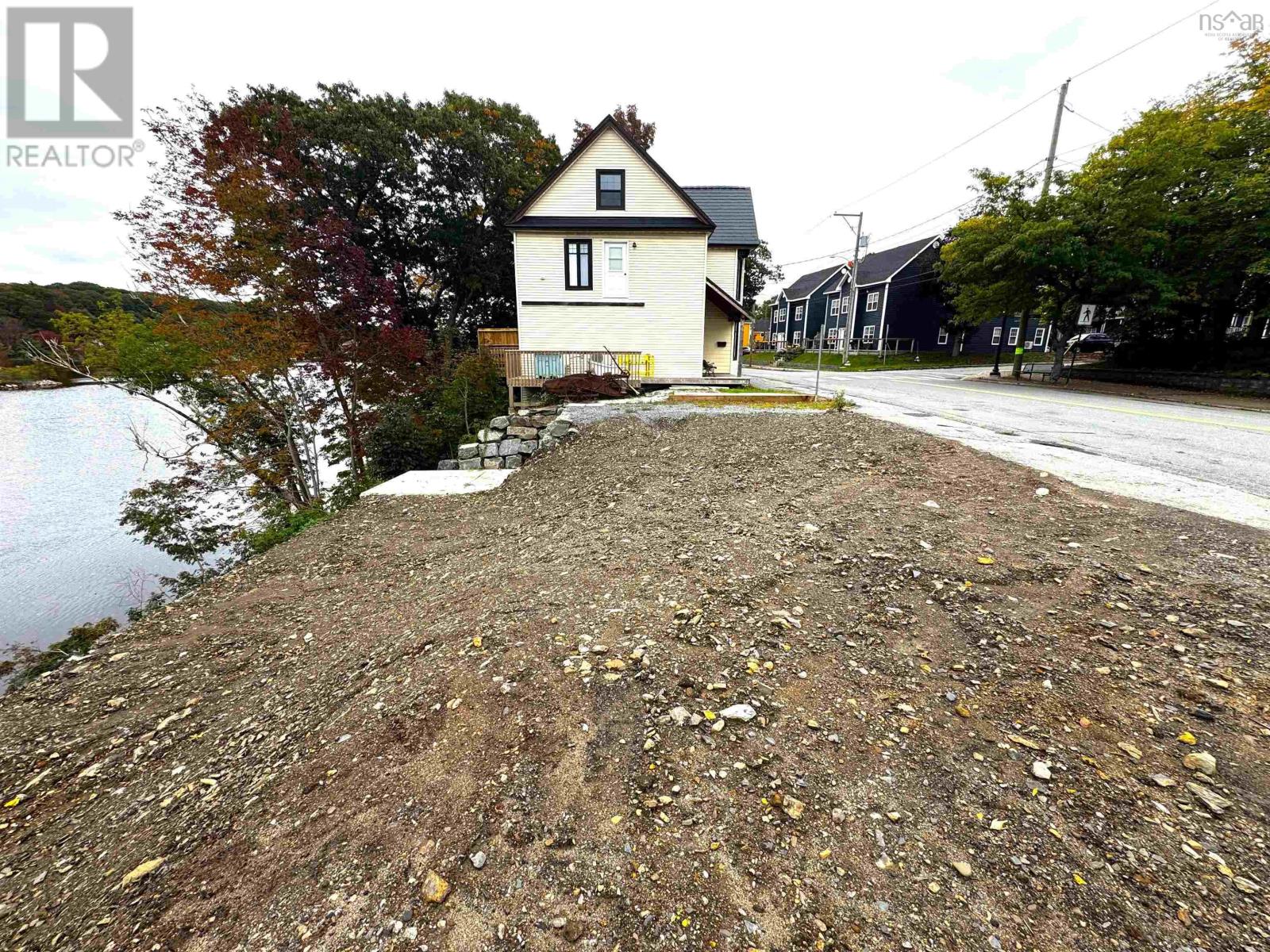 Lot 2A 344 King Street Bridgewater Nova Scotia Canada B4V1A9 5