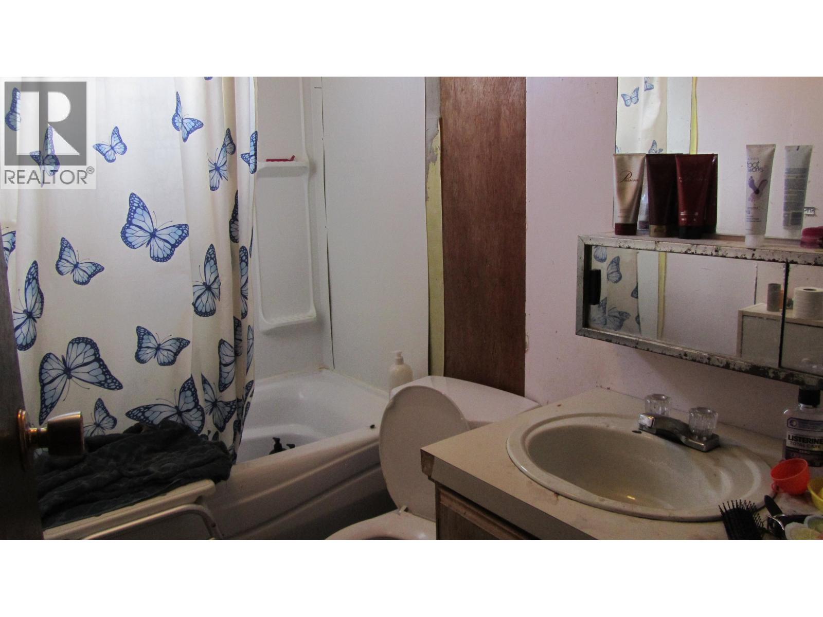 61 375 Horse Lake Road, 100 Mile House, British Columbia  V0K 2E0 - Photo 11 - R3172118