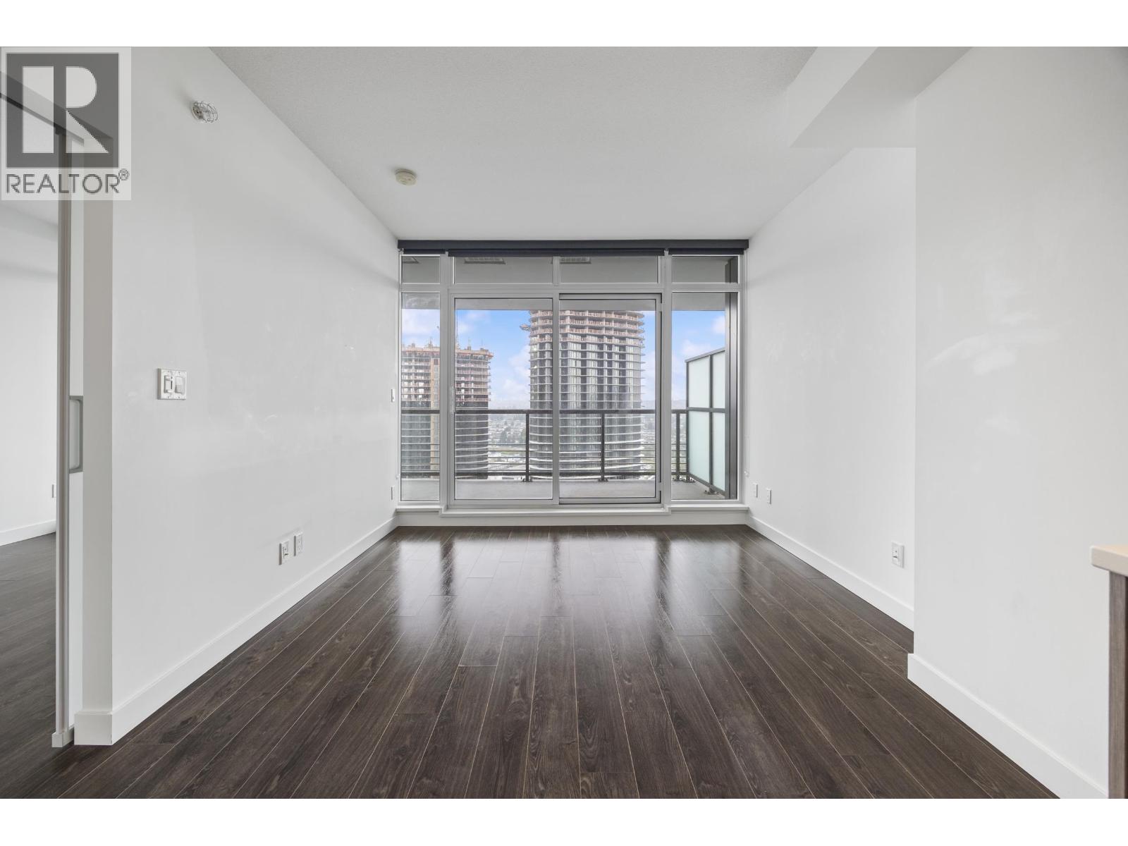 2912 4730 LOUGHEED HIGHWAY