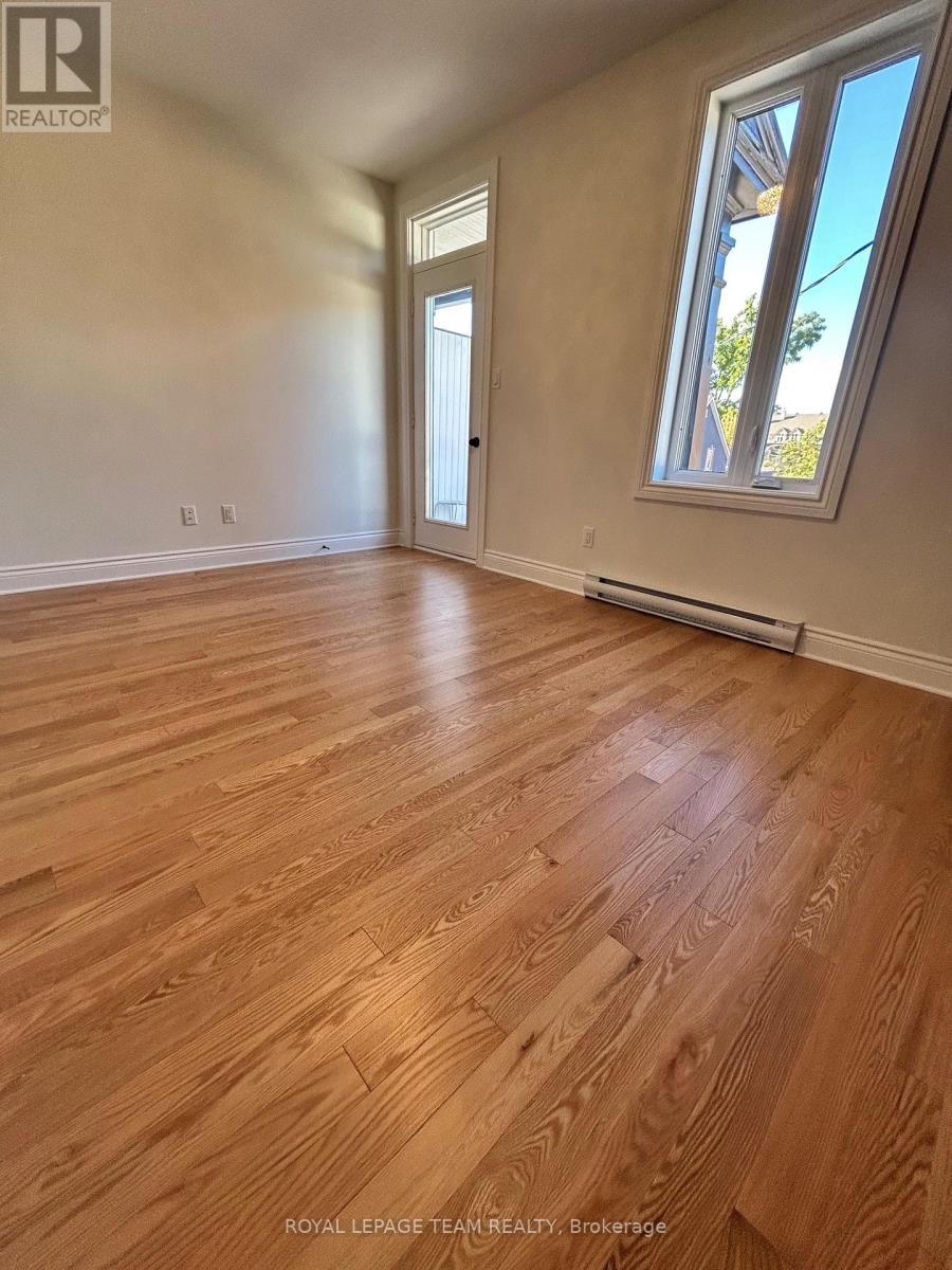 238 Bruyere Street, Ottawa, Ontario  K1N 5E3 - Photo 6 - X13859230