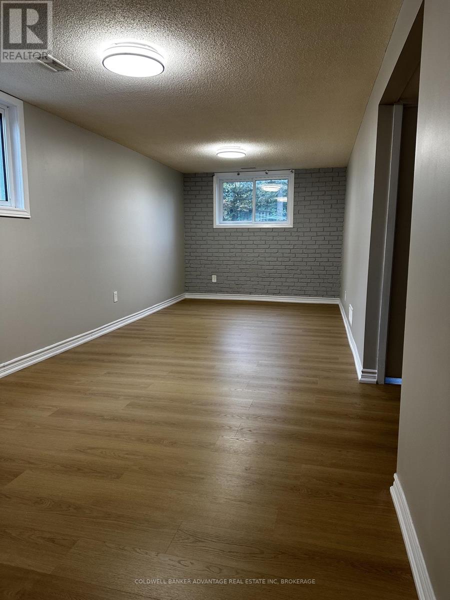 23 Fairlawn Crescent, Welland, Ontario  L3C 5Z2 - Photo 11 - X13859216