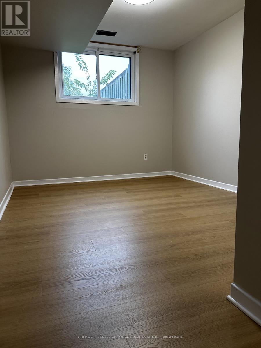 23 Fairlawn Crescent, Welland, Ontario  L3C 5Z2 - Photo 13 - X13859216