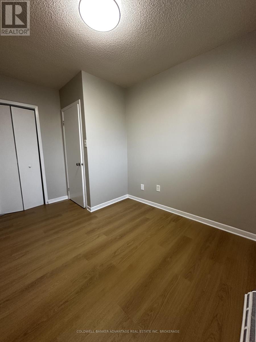 23 Fairlawn Crescent, Welland, Ontario  L3C 5Z2 - Photo 7 - X13859216