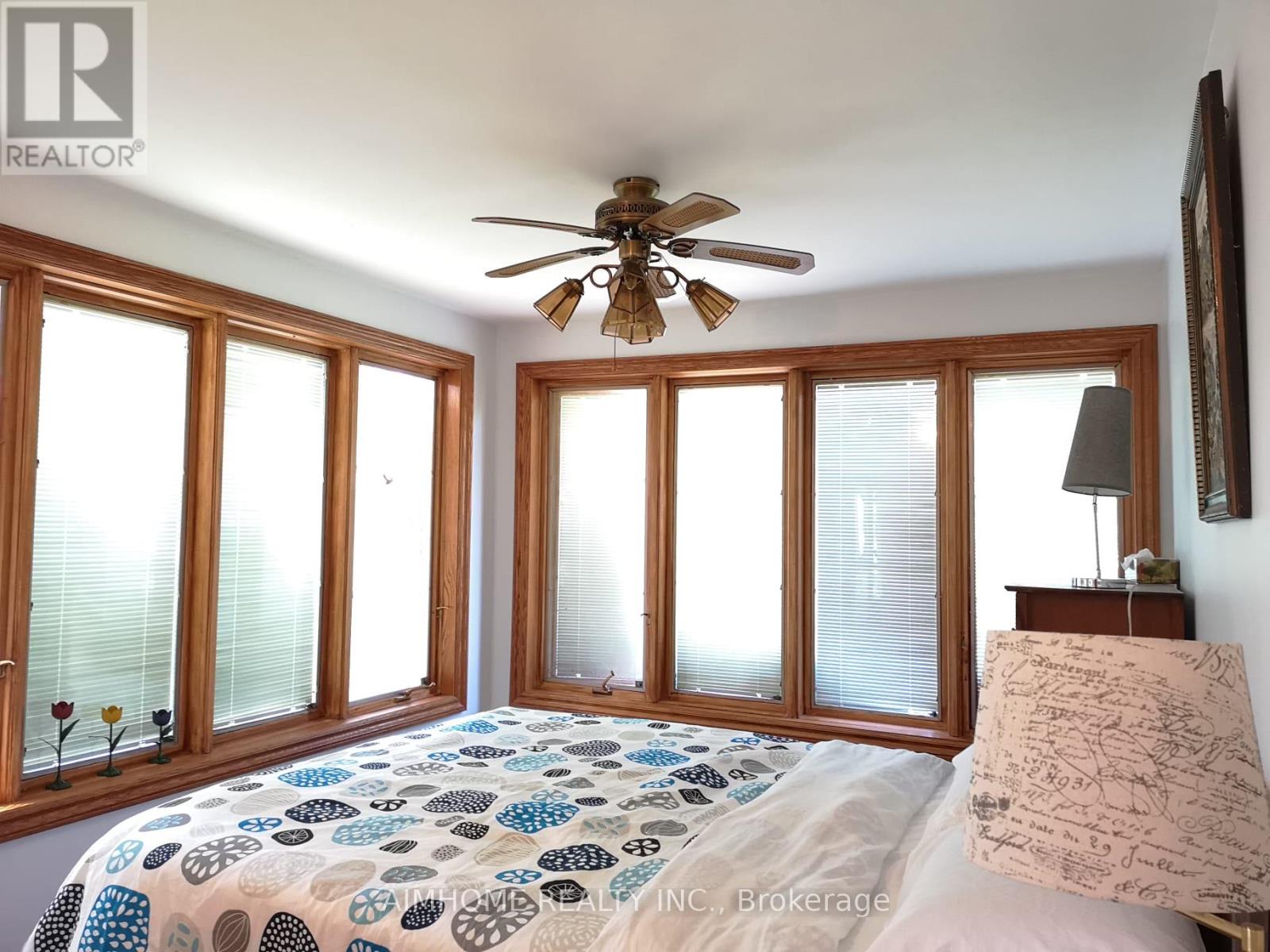 1 - 19 SHORELINE PLACE, Georgina, Ontario