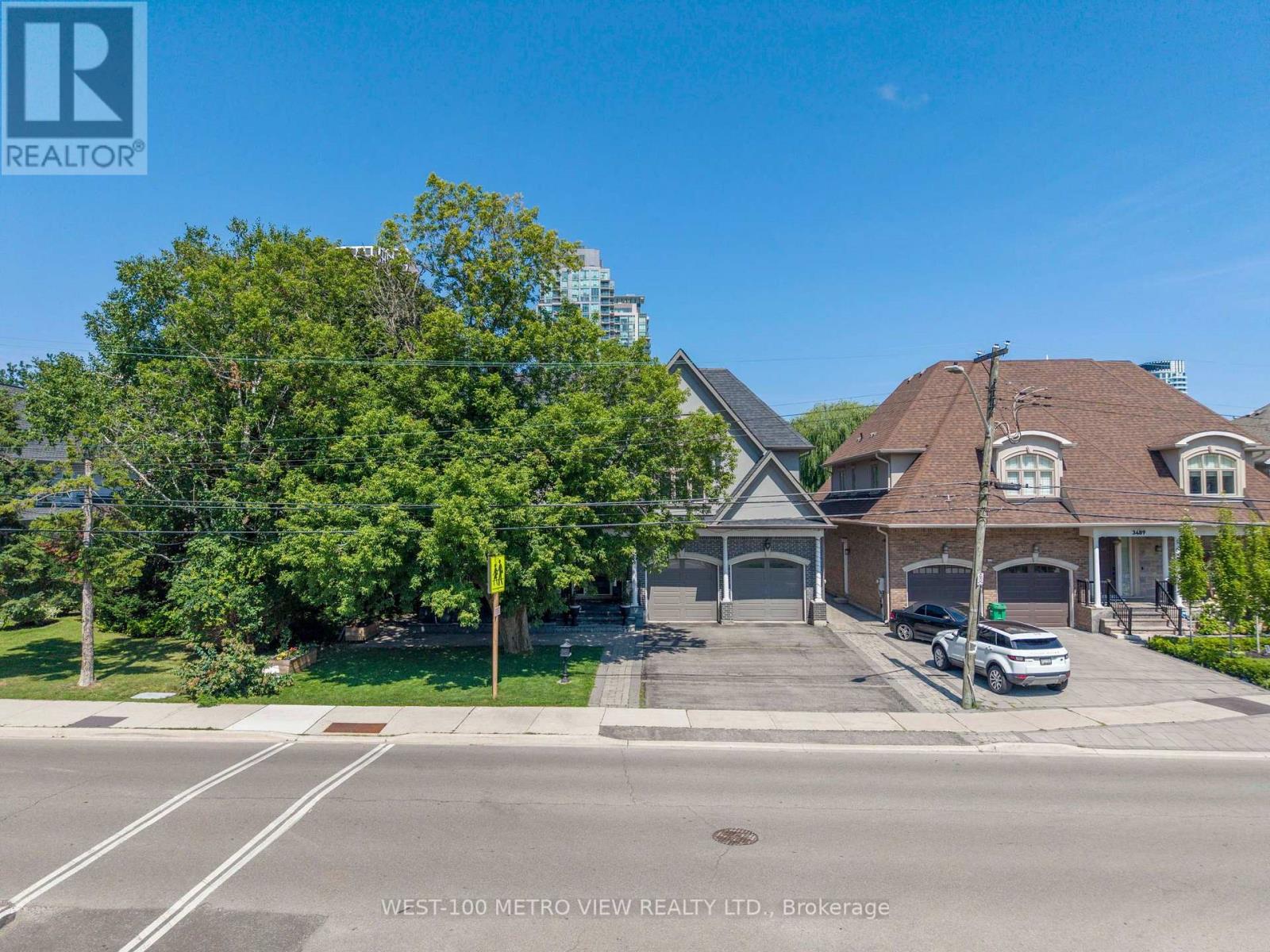 3495 Joan Drive, Mississauga, Ontario  L5B 1T7 - Photo 2 - W13859214