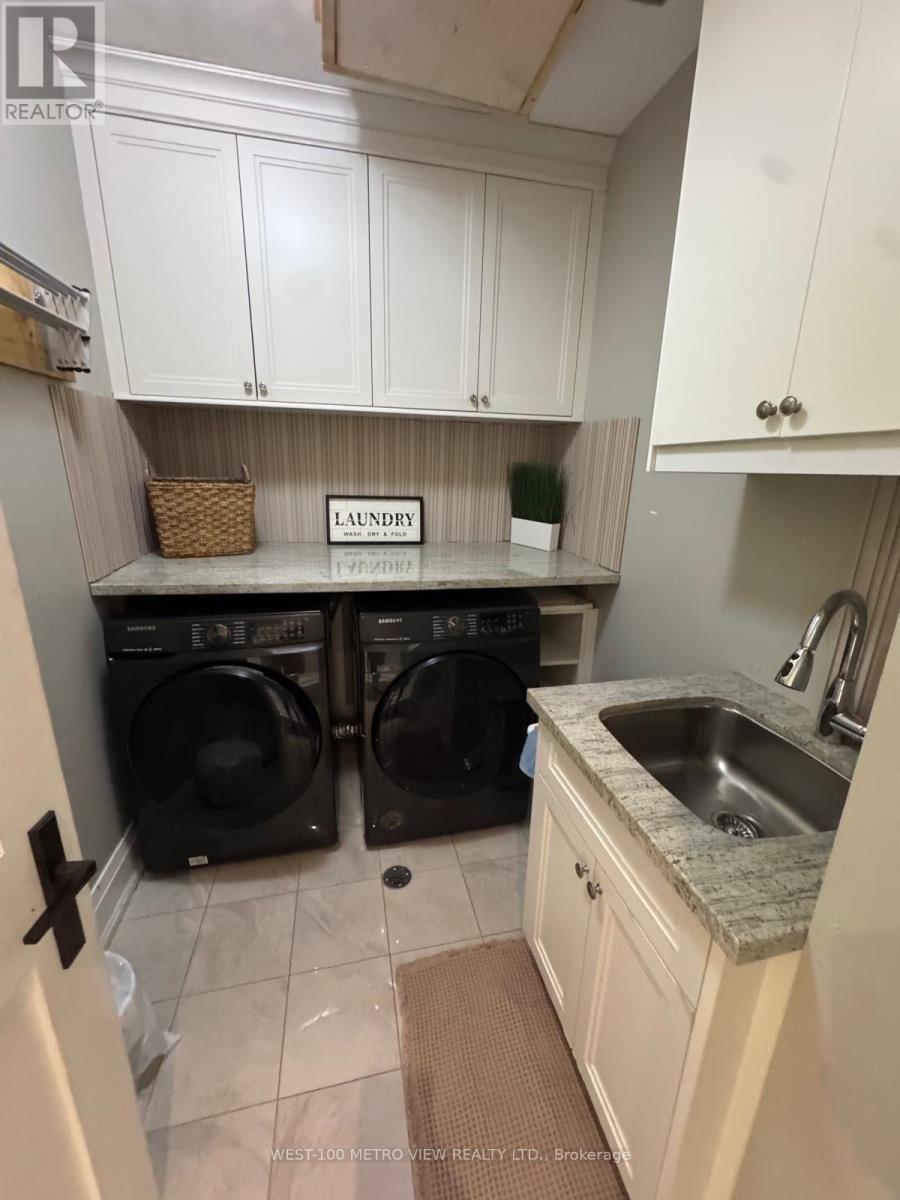 3495 Joan Drive, Mississauga, Ontario  L5B 1T7 - Photo 21 - W13859214