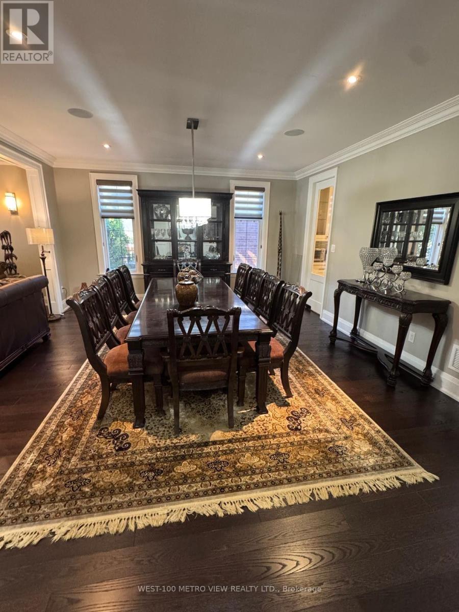 3495 Joan Drive, Mississauga, Ontario  L5B 1T7 - Photo 25 - W13859214