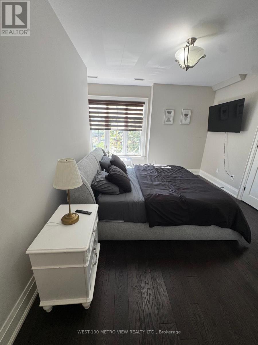 3495 Joan Drive, Mississauga, Ontario  L5B 1T7 - Photo 28 - W13859214