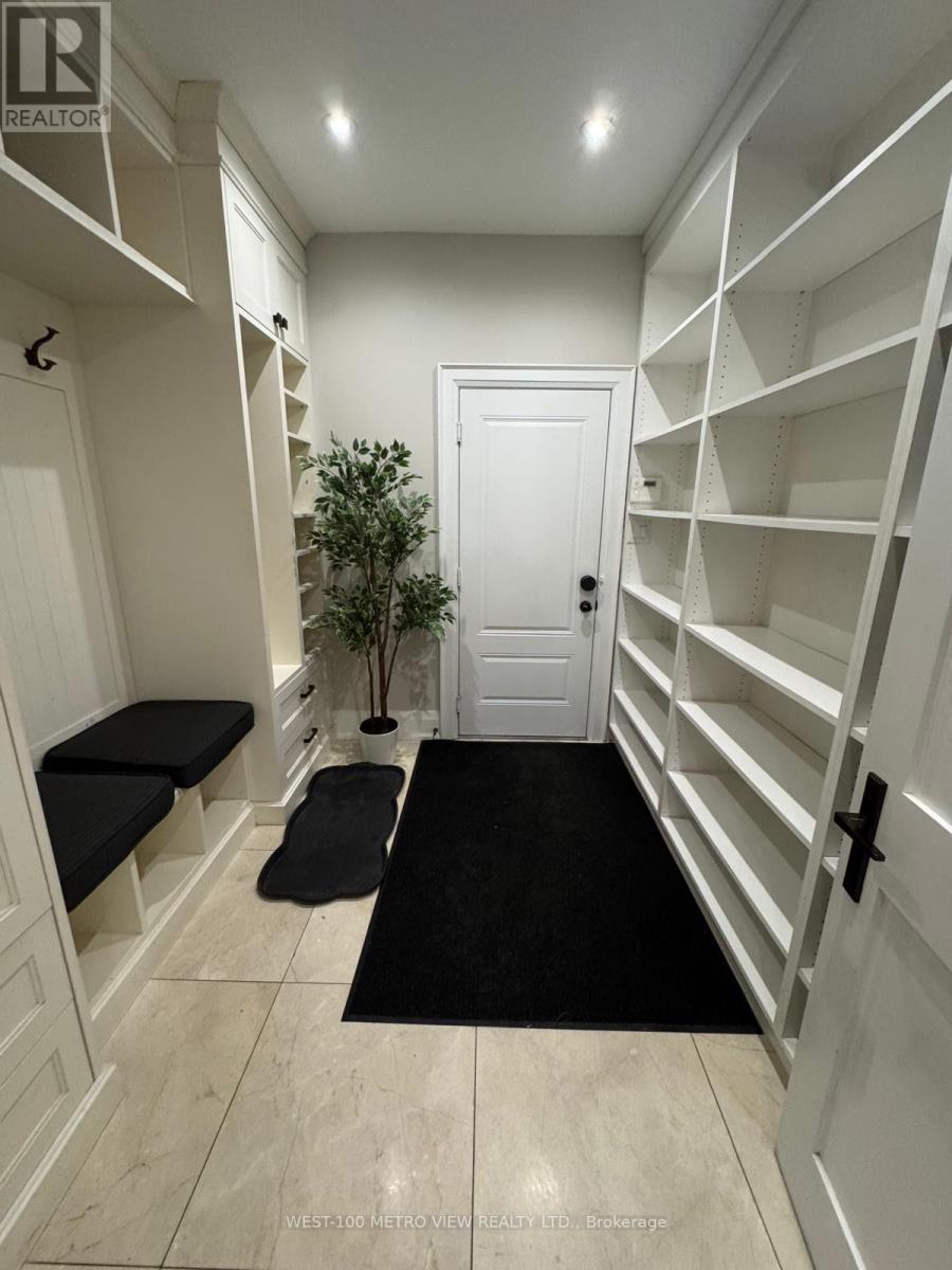 3495 Joan Drive, Mississauga, Ontario  L5B 1T7 - Photo 32 - W13859214